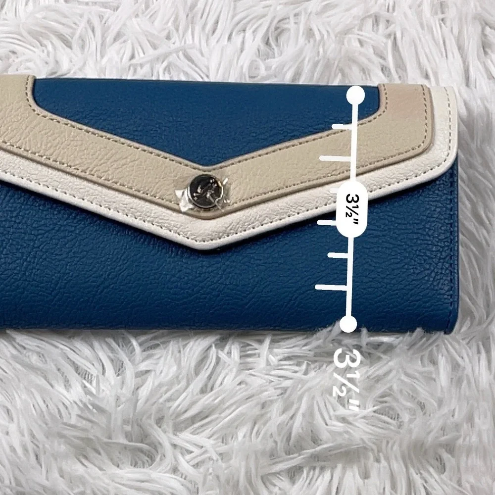 Grace Adele‎ Blue Color Block Pebbled Faux Leather Clutch Wallet Snap Closure